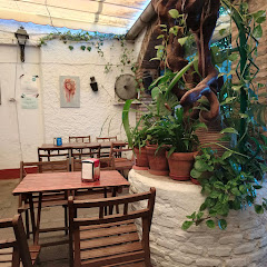 Taberna Galería la Bomba