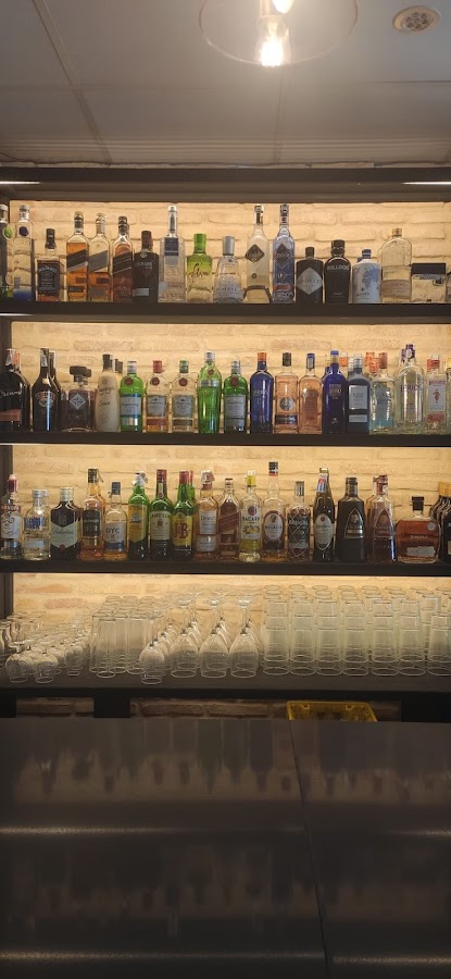 Bar Cafetería 500 palabras
