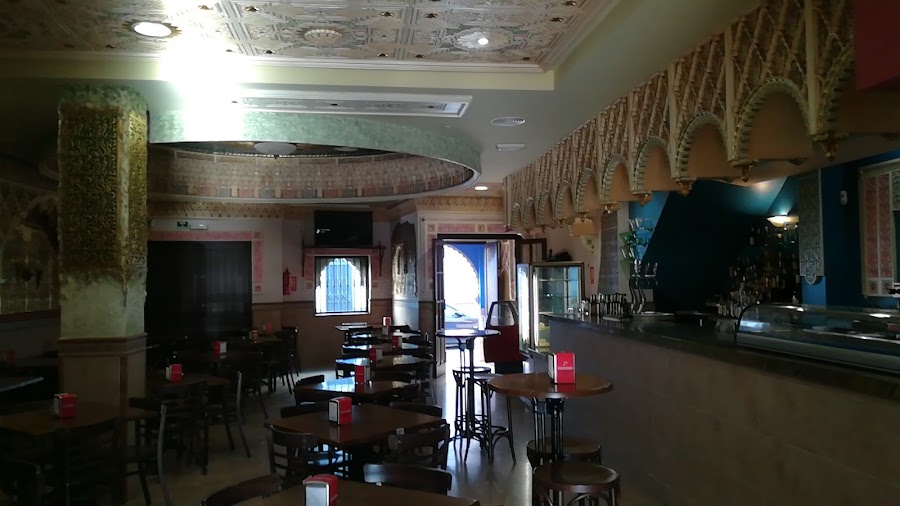 Bar Cafeteria El Tronio
