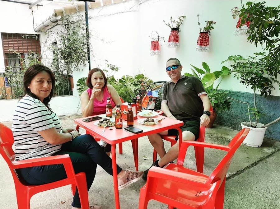BAR ELÍAS