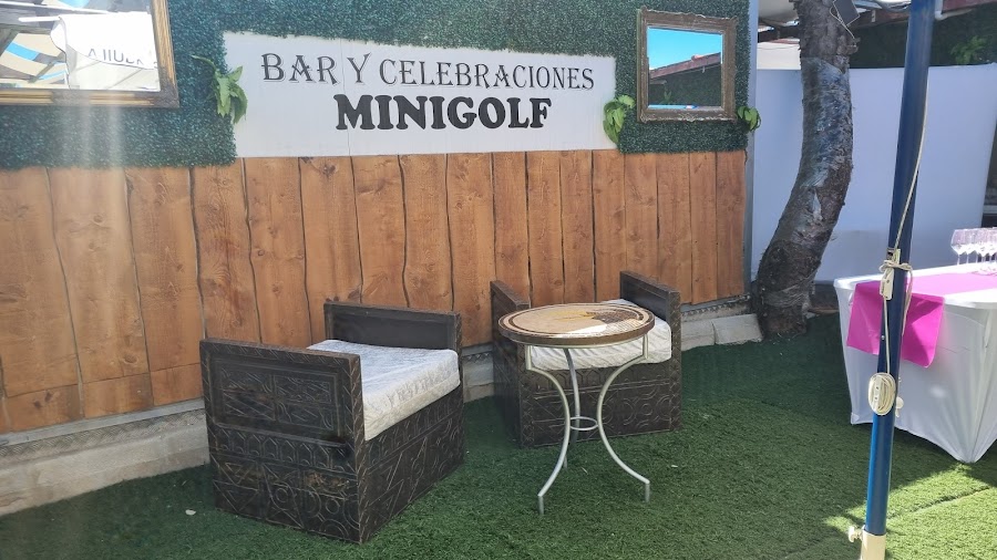 Bar y Celebraciones Minigolf