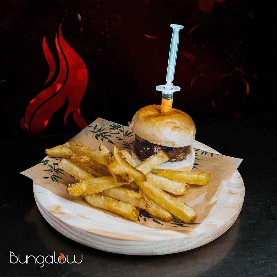 Bungalow Brasas Bar