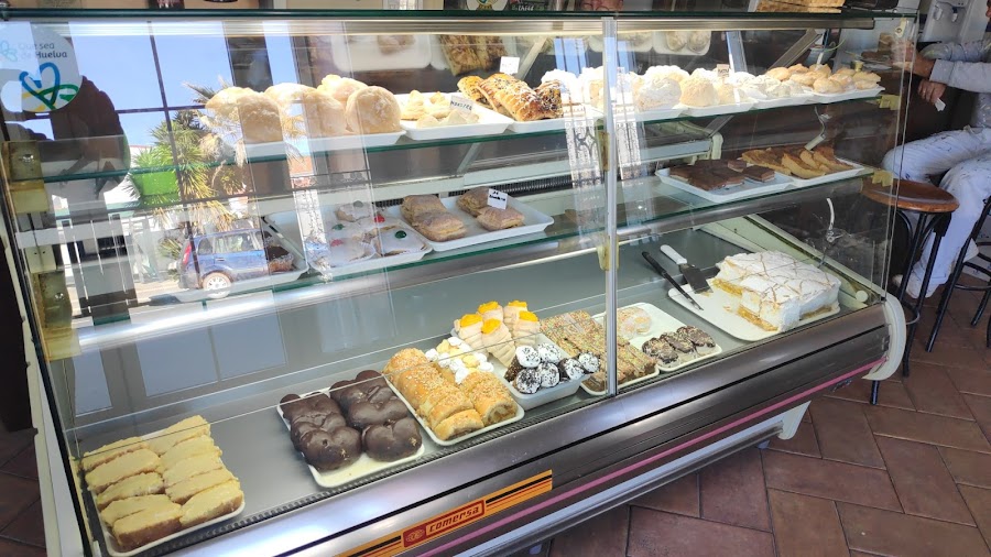 Cafeteria- Pasteleria La Miloja
