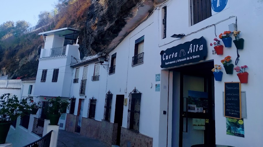 Cueva Alta (Visita Casa Cueva)