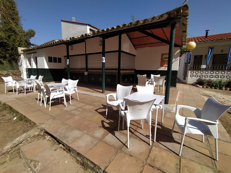 Dame Venero Bar