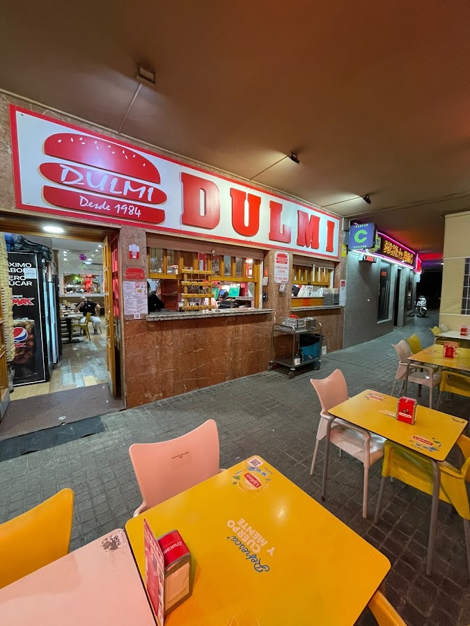 Hamburguesería Dulmi