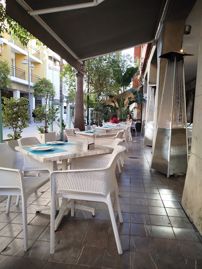 Kalaka Vinos y Tapas