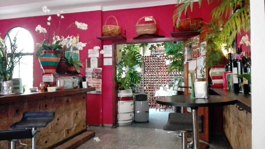 Las Tinajas Bar Restaurante