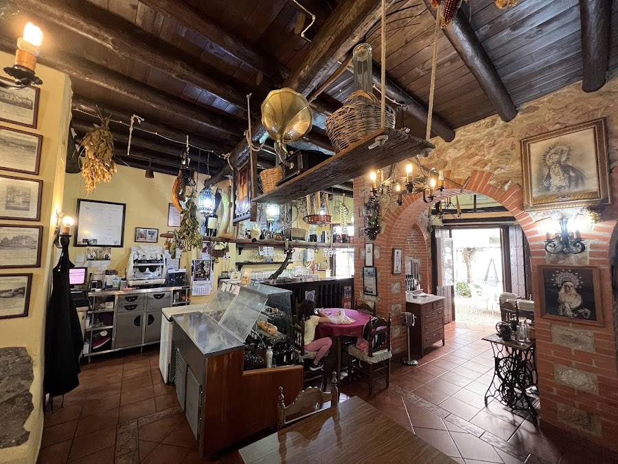 RESTAURANTE LA SERRANA BOZQUEZ ROMERO SL