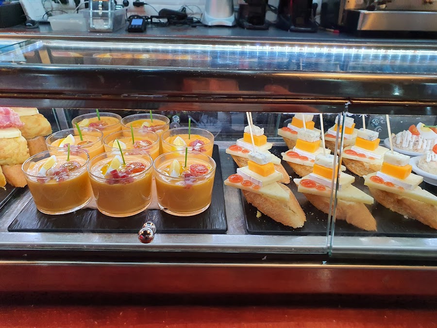 Restaurante T2.0 El Triangulo LowCost